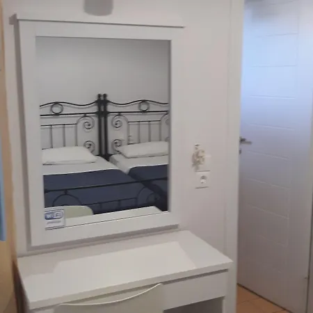 Roussa Center 别墅