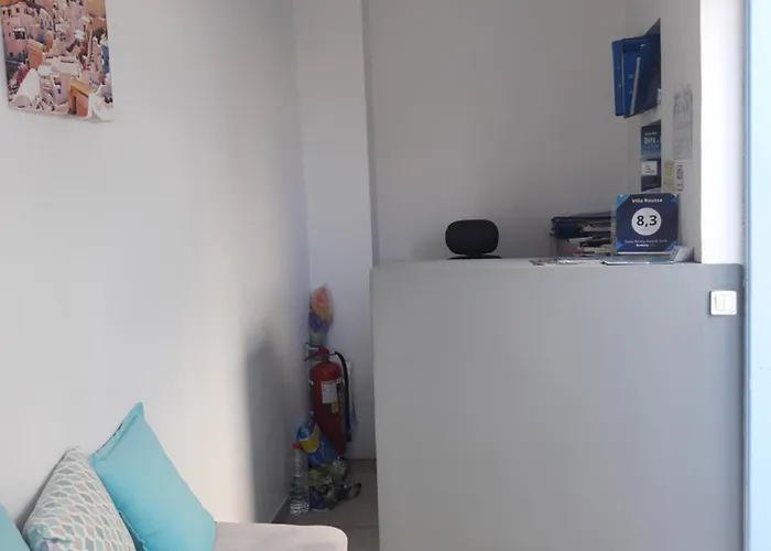 Roussa Center * Fira (Santorini)