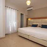 Villa Roussa Center *